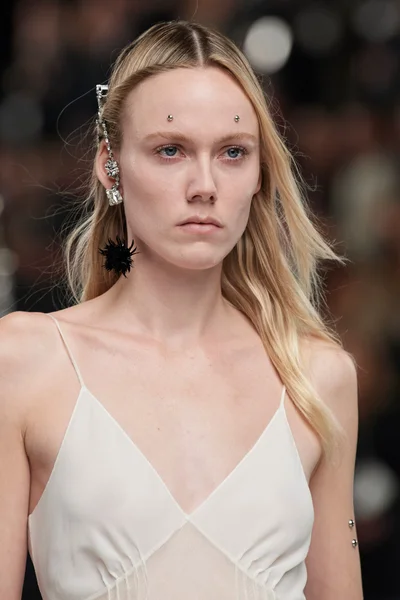 Look 215